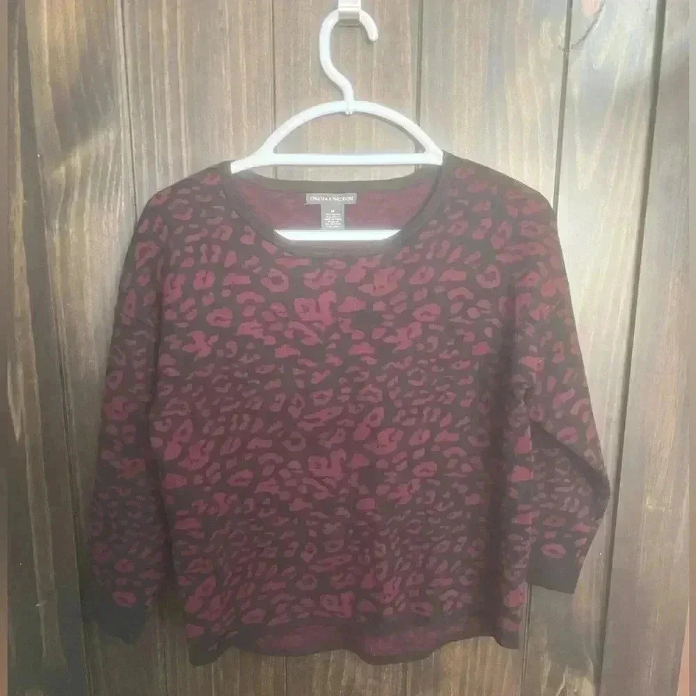 Burgundy Leopard Print Thick High-Low Sweater. Size: Medium - Picture 5 of 12